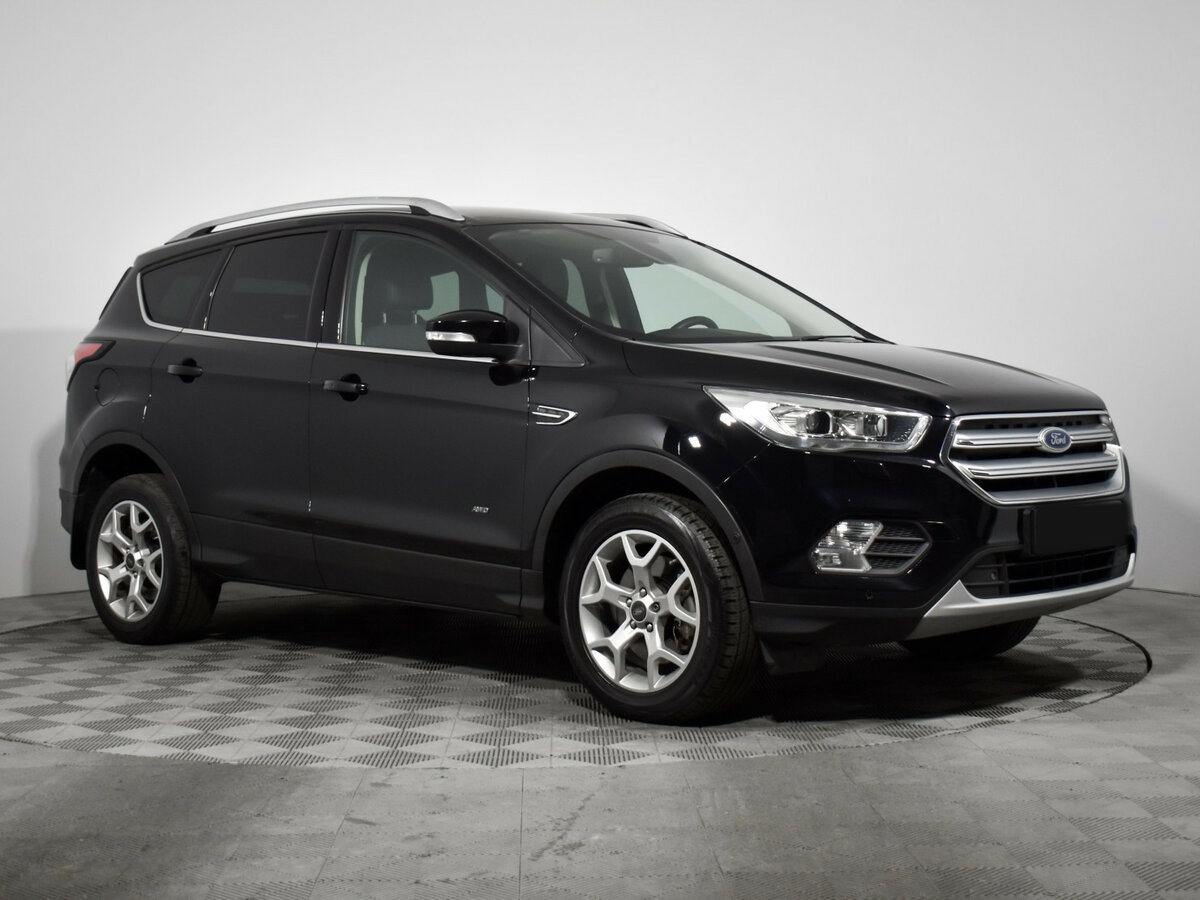 Ford Kuga II Рестайлинг, 2017 Фото №3