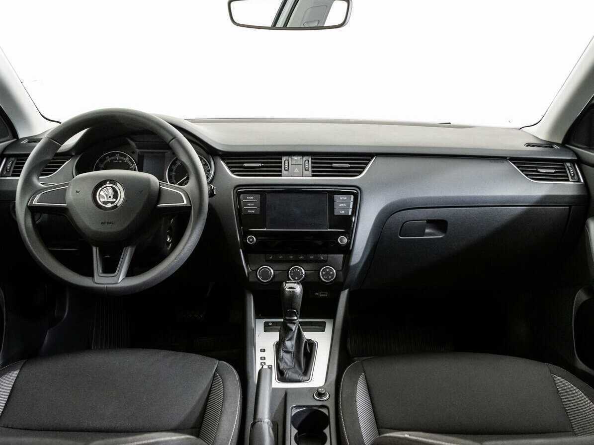 Skoda Octavia, 2018 Фото №10
