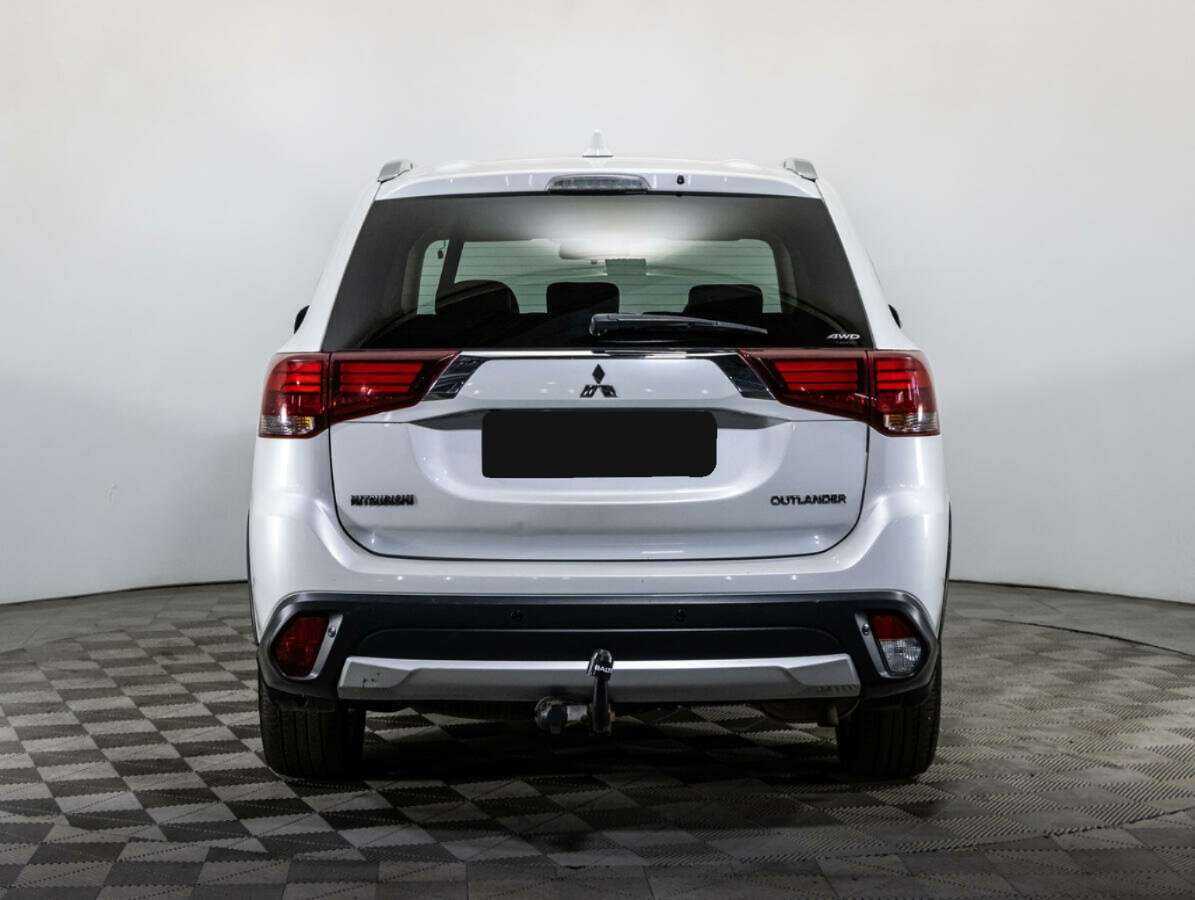 Mitsubishi Outlander, 2018 Фото №6