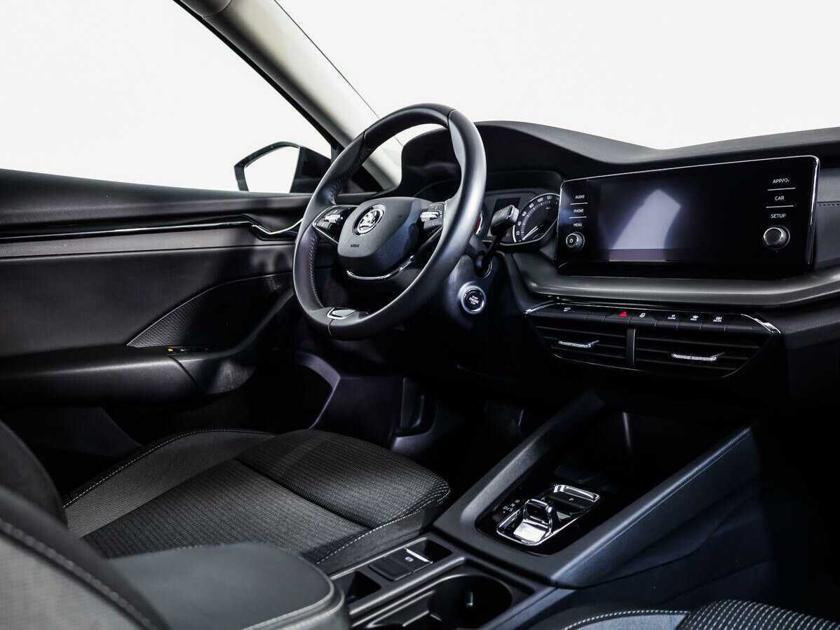 Skoda Octavia, 2021 Фото №8