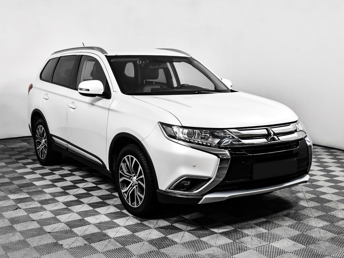 Mitsubishi Outlander III Рестайлинг 2, 2016 Фото №3
