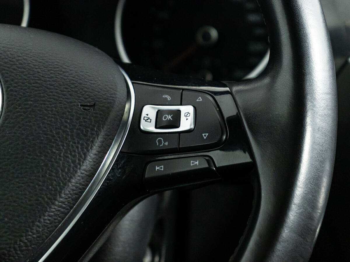 Volkswagen Tiguan, 2018 Фото №20