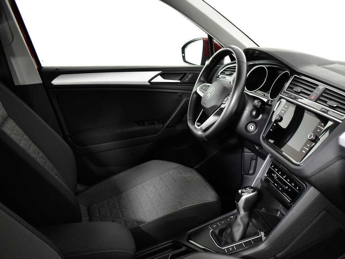 Volkswagen Tiguan, 2021 Фото №9