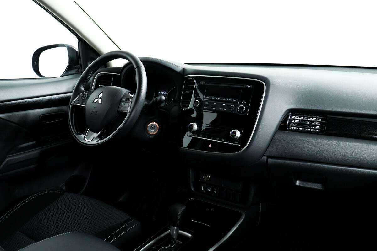 Mitsubishi Outlander, 2020 Фото №9