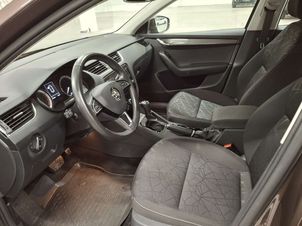 Skoda Octavia III (A7) Рестайлинг, 2020 Фото №16