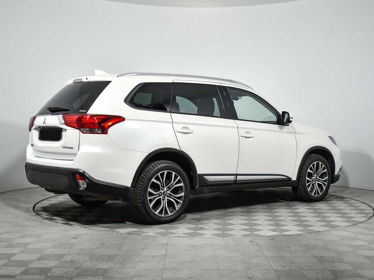 Mitsubishi Outlander, 2018 Фото №4