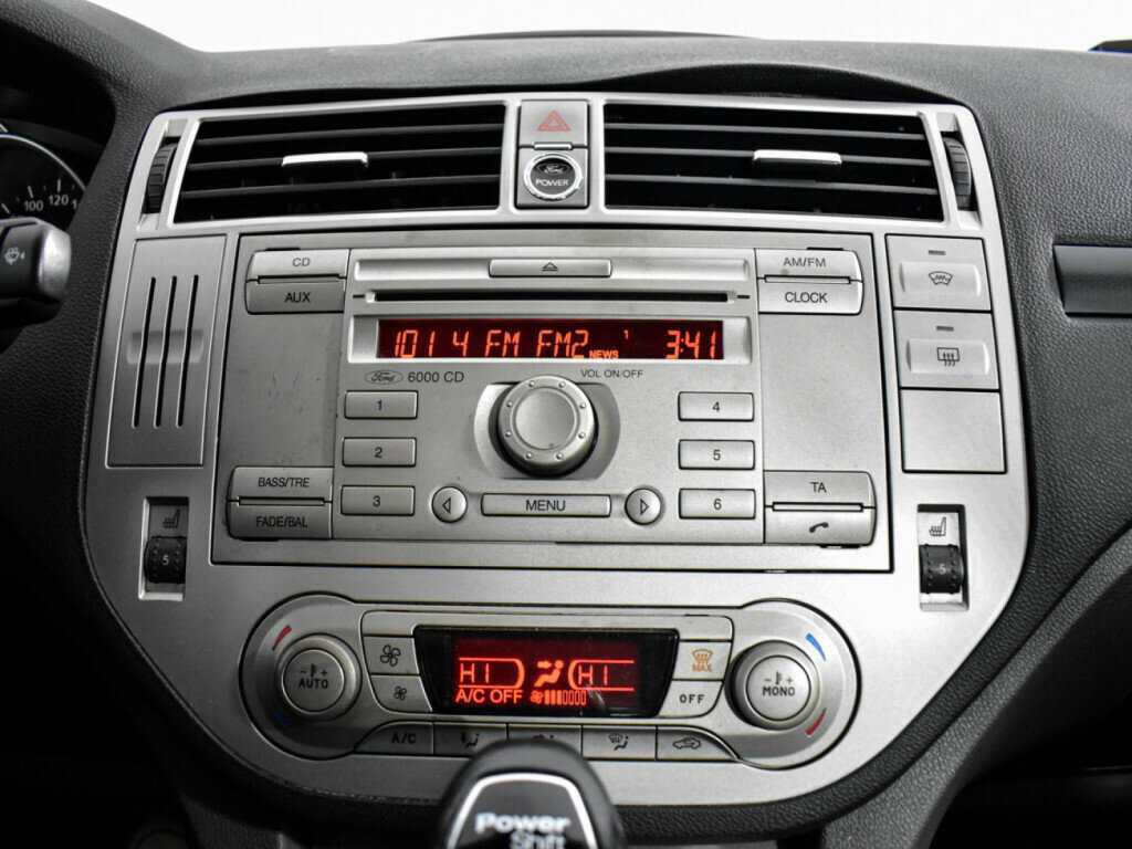 Ford Kuga, 2012 Фото №15