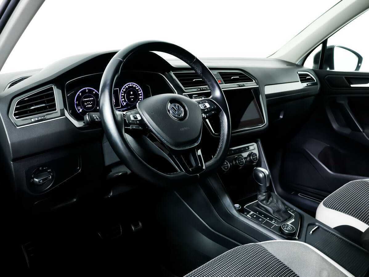 Volkswagen Tiguan, 2019 Фото №13