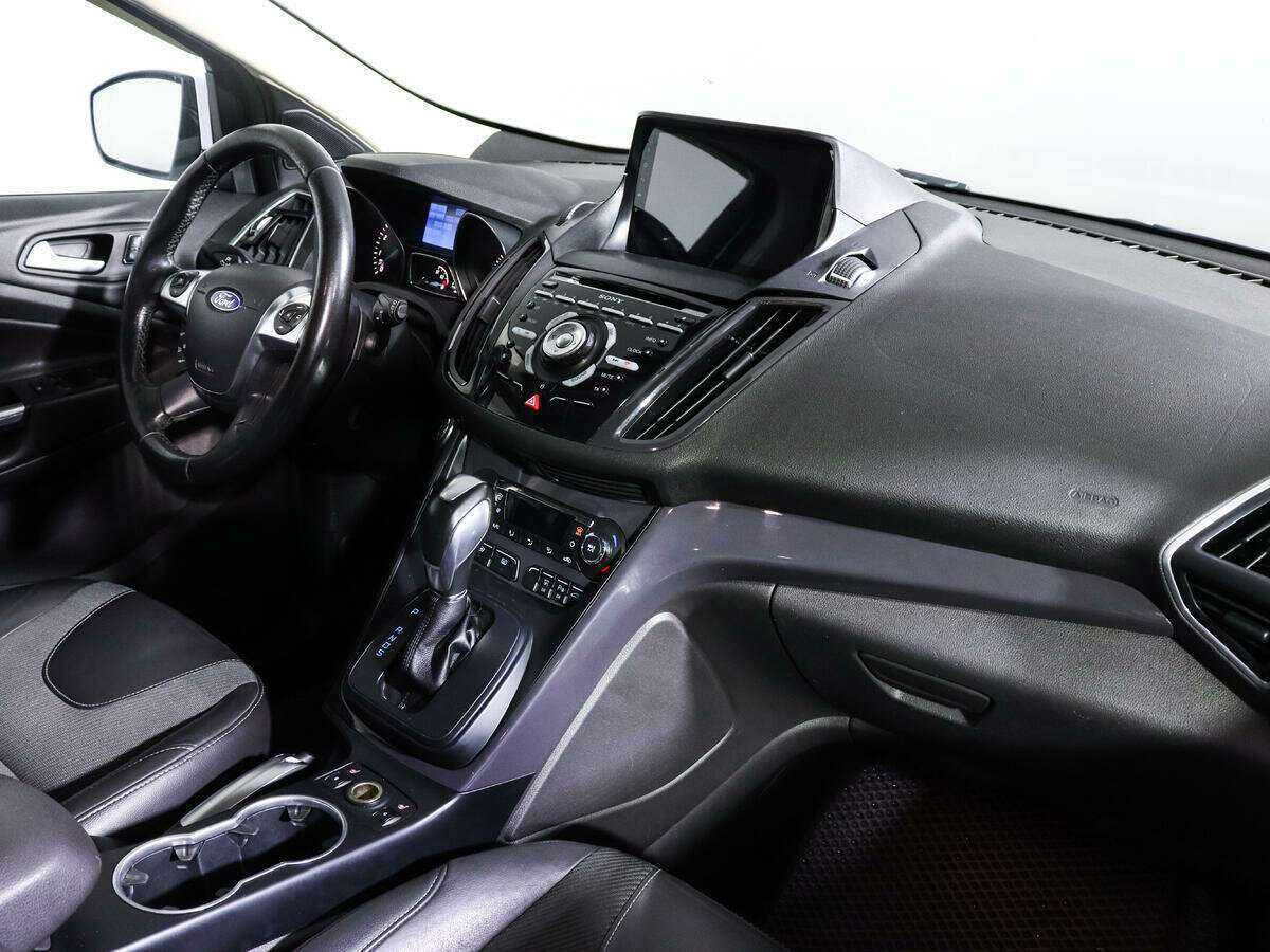 Ford Kuga, 2015 Фото №8