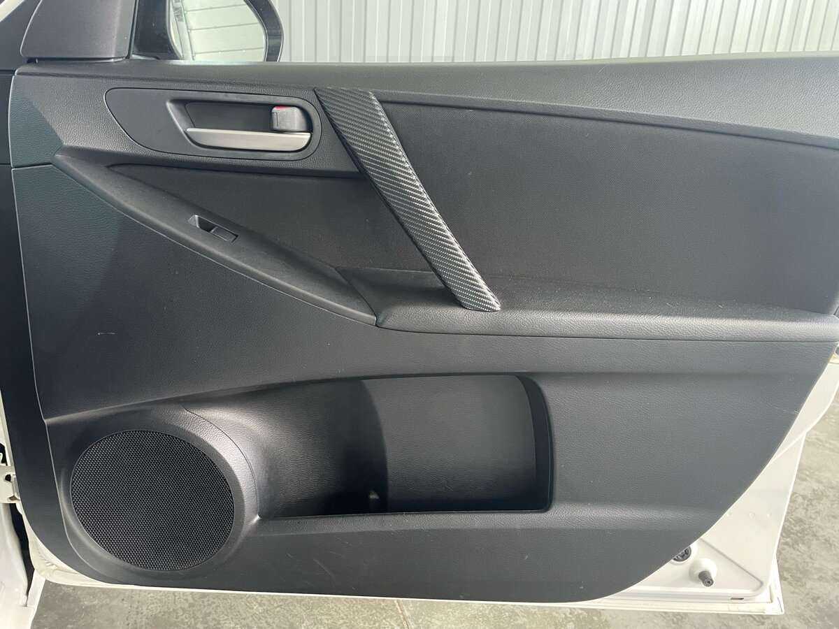 Mazda 3, 2012 Фото №20