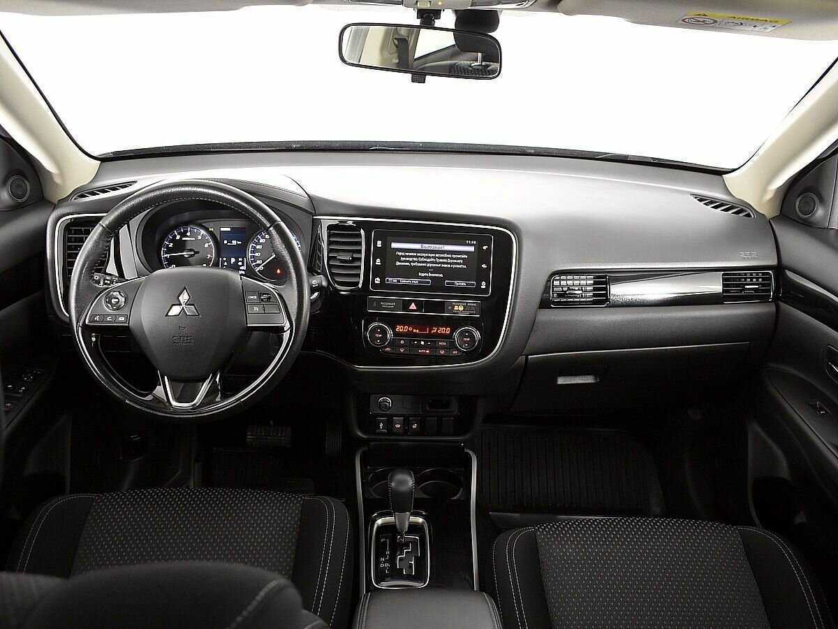 Mitsubishi Outlander, 2018 Фото №10