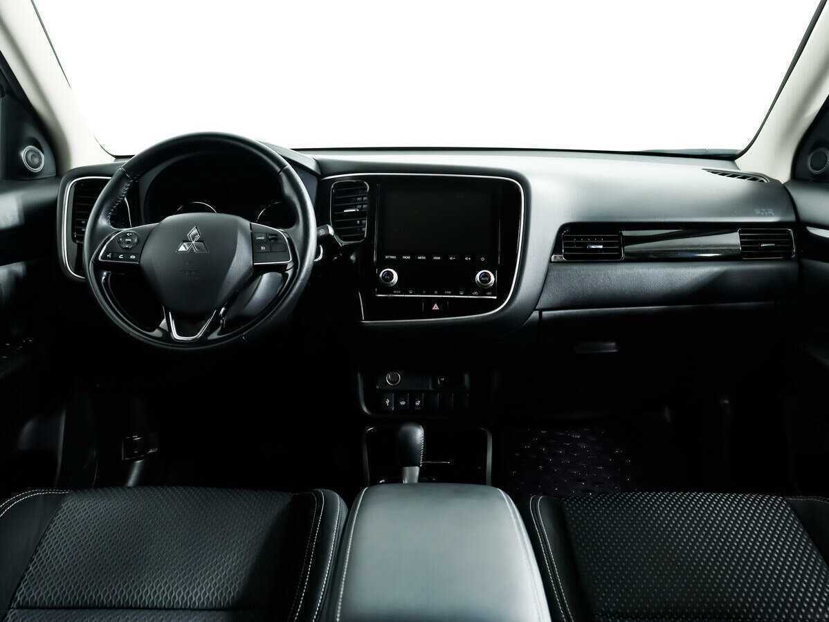 Mitsubishi Outlander, 2020 Фото №9