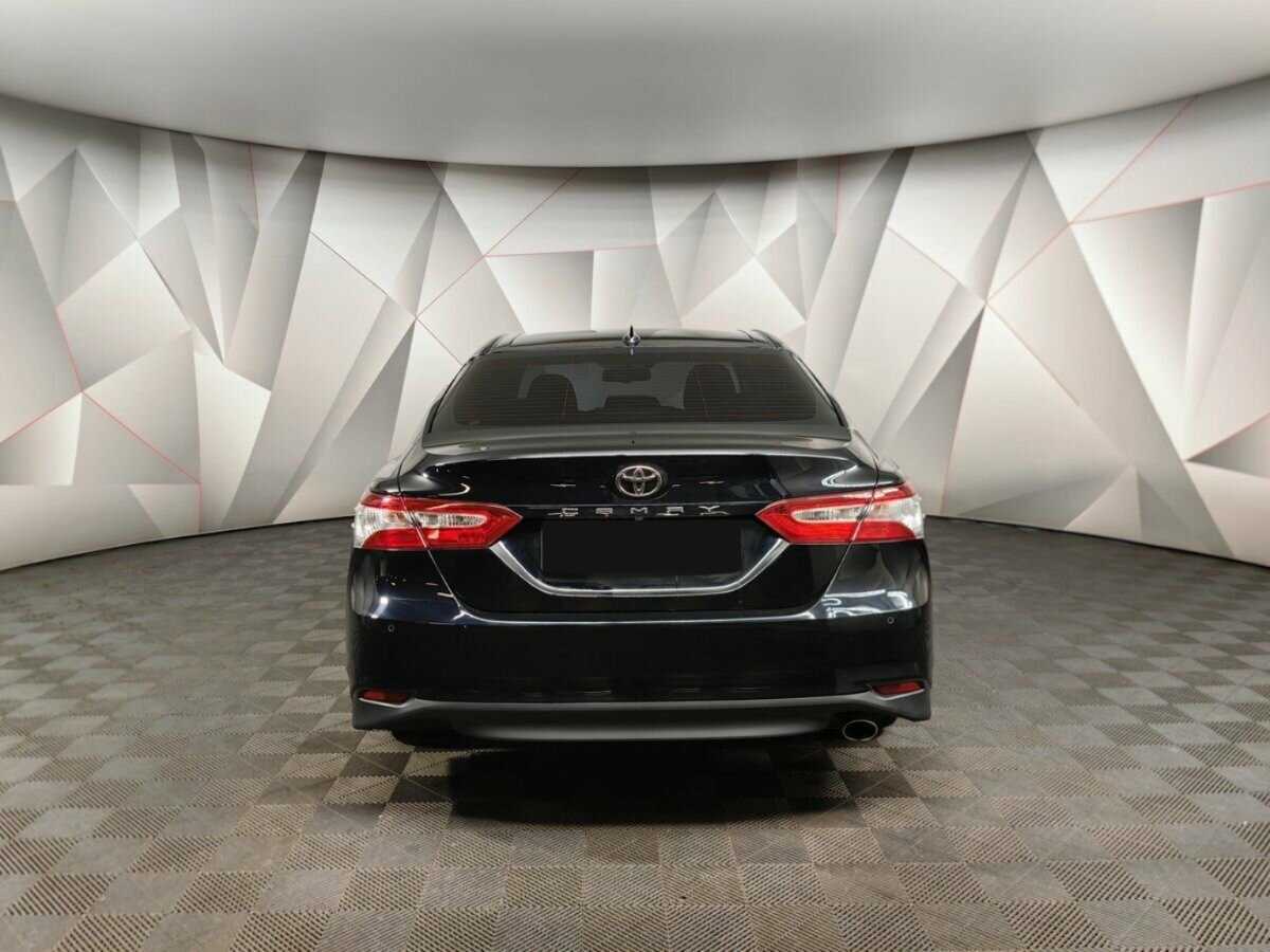 Toyota Camry, 2019 Фото №8