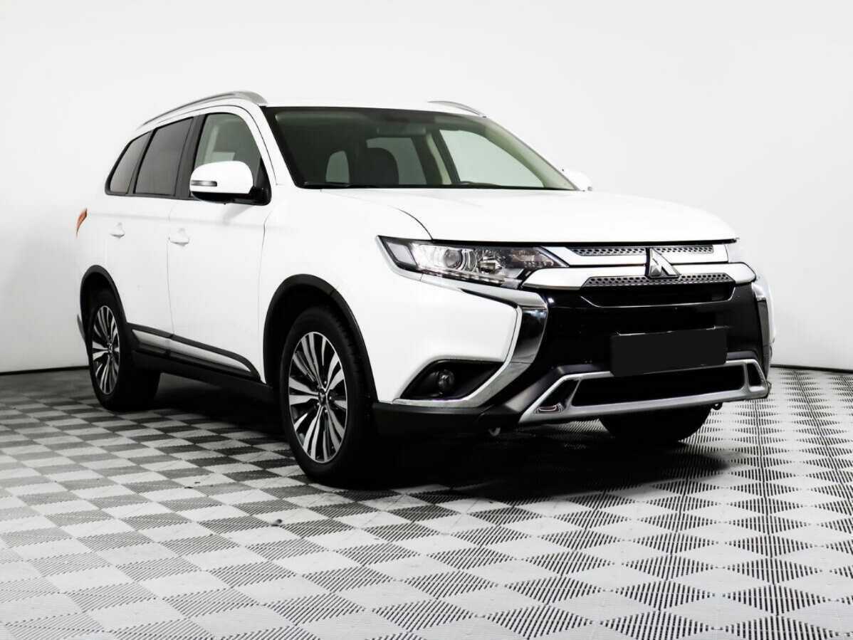 Mitsubishi Outlander, 2020 Фото №3
