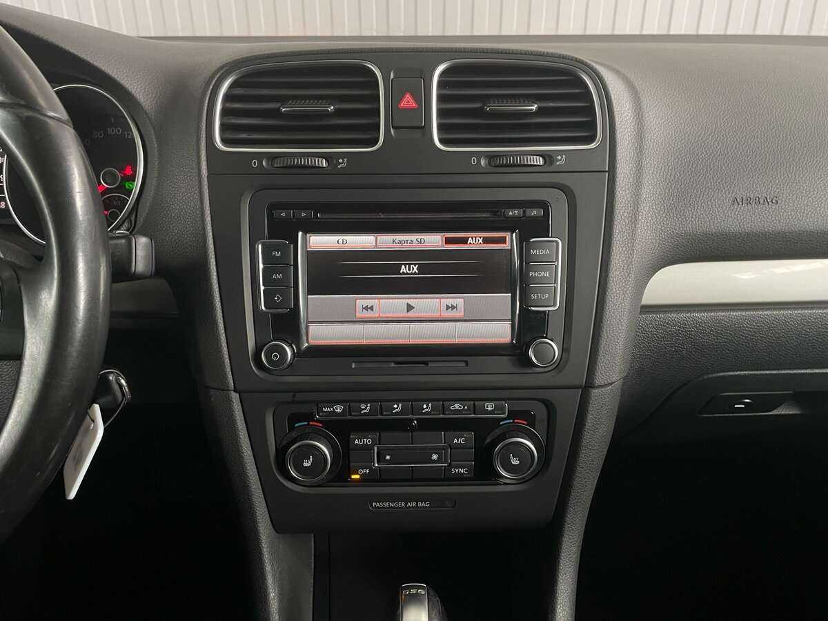 Volkswagen Golf, 2012 Фото №14