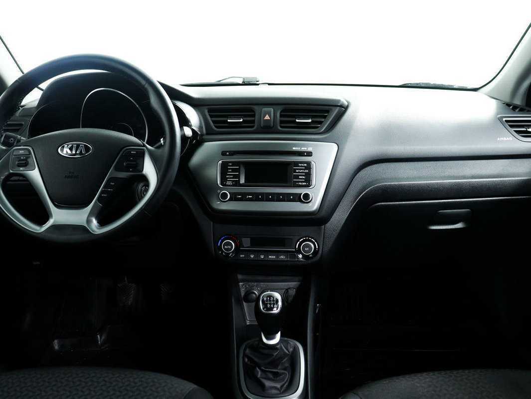 Kia Rio, 2016 Фото №11