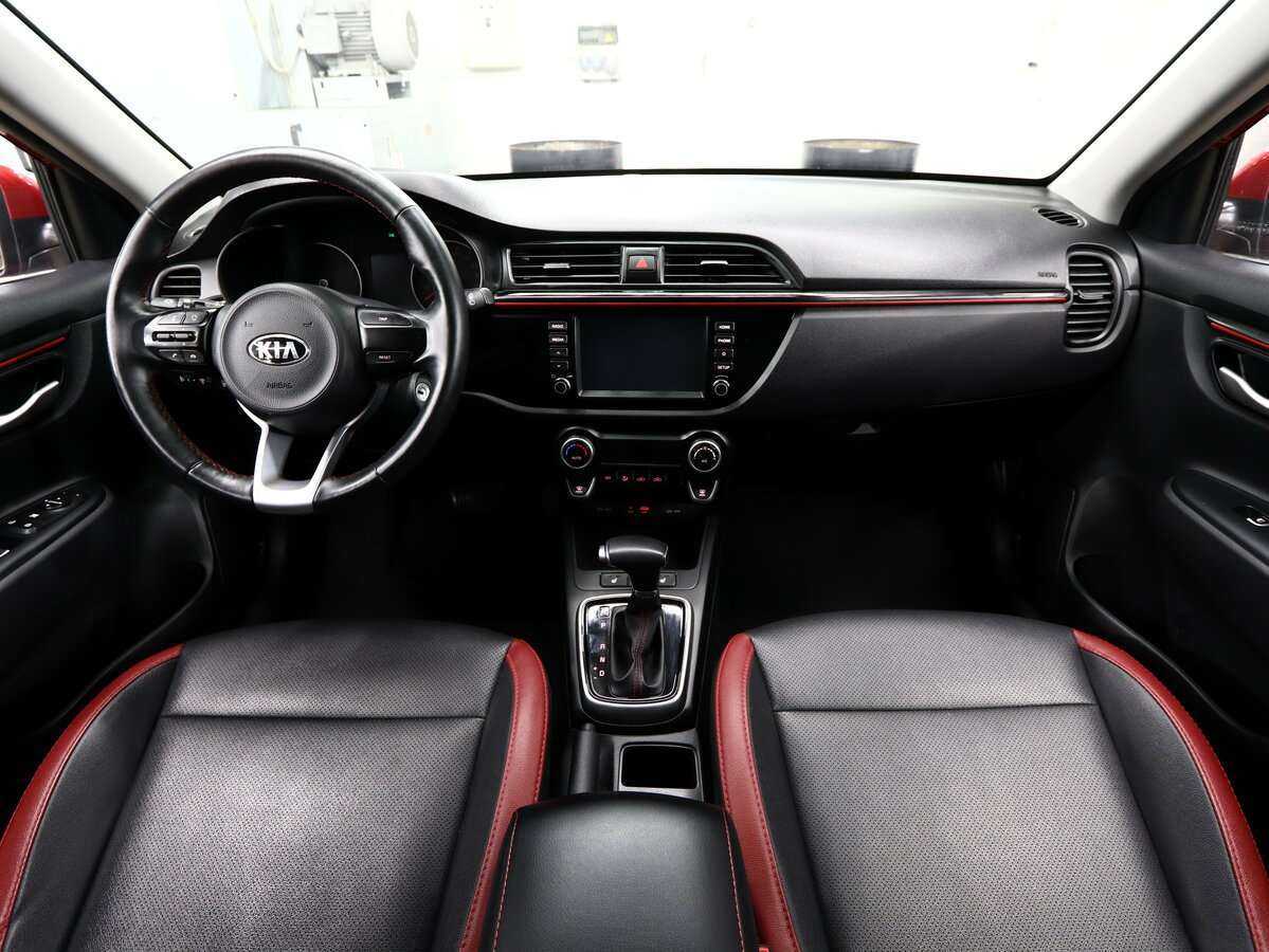 Kia Rio X-Line, 2019 Фото №11