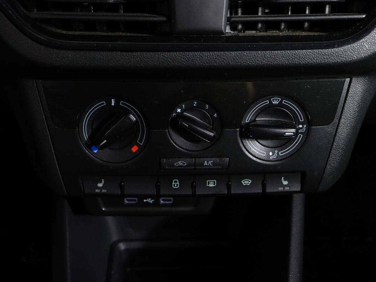 Skoda Rapid, 2020 Фото №13