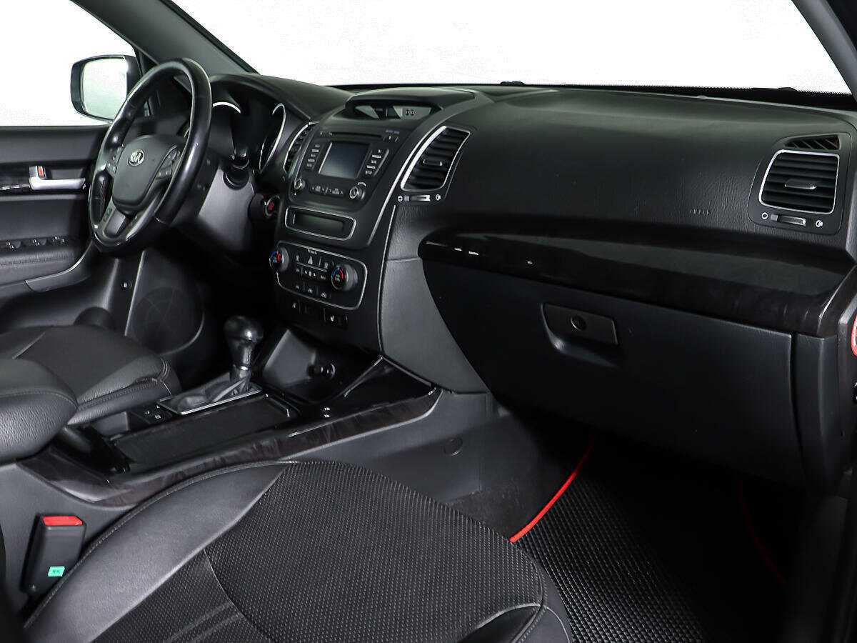 Kia Sorento, 2018 Фото №9