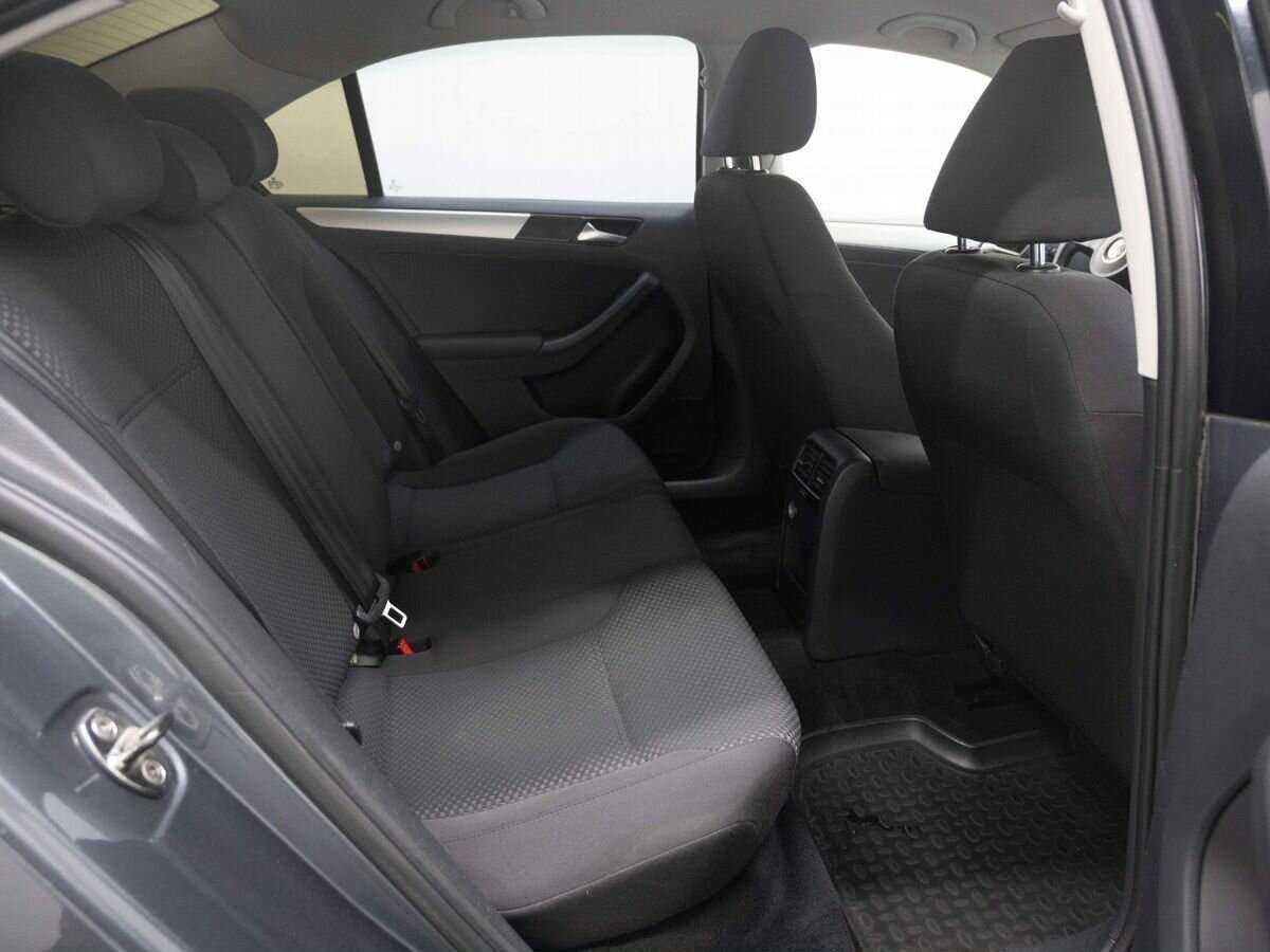 Volkswagen Jetta, 2012 Фото №9