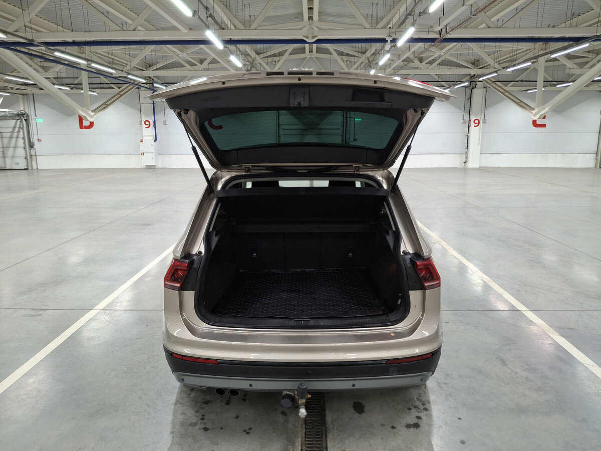 Volkswagen Tiguan II, 2017 Фото №10