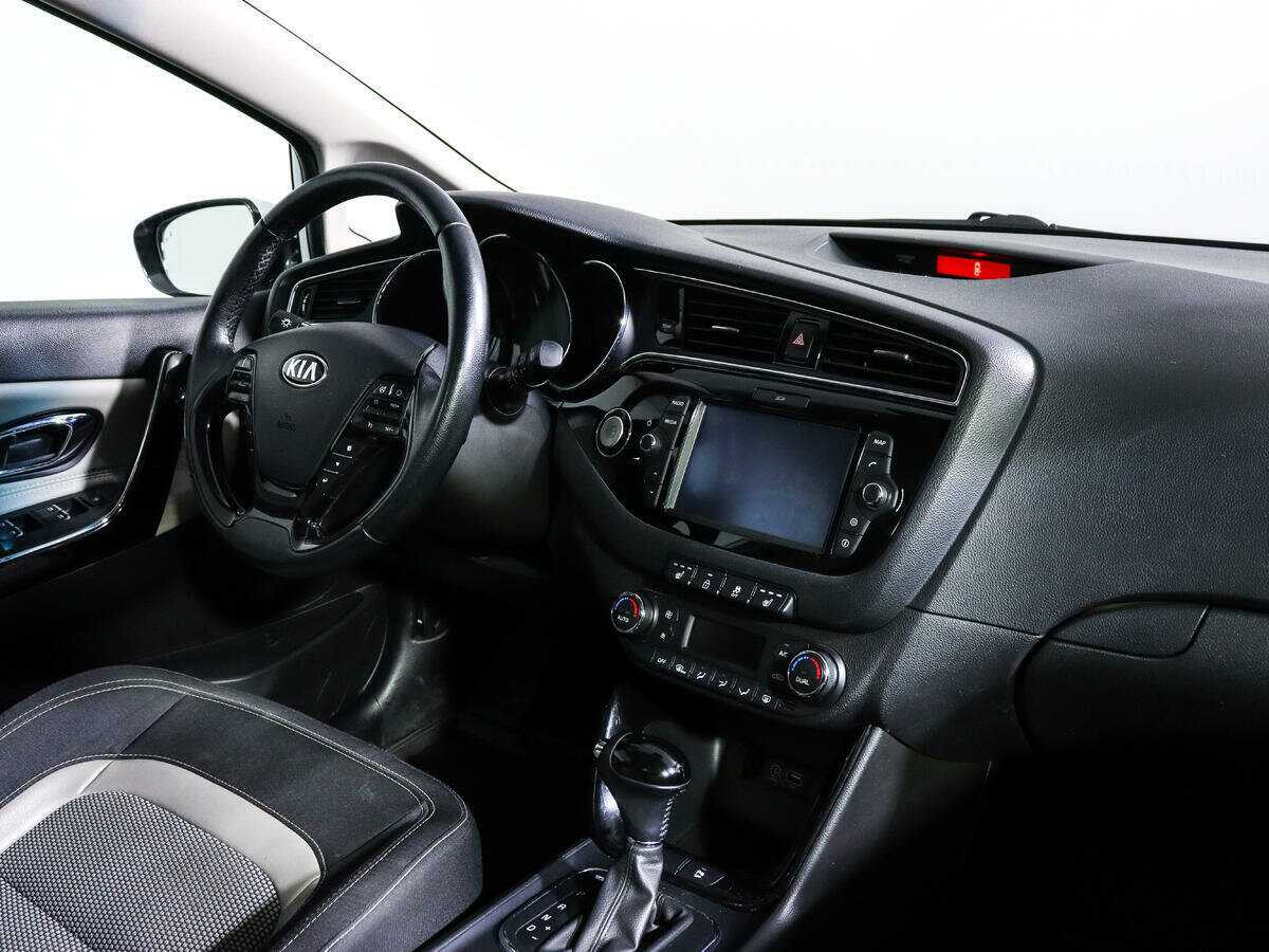 Kia Ceed, 2018 Фото №7