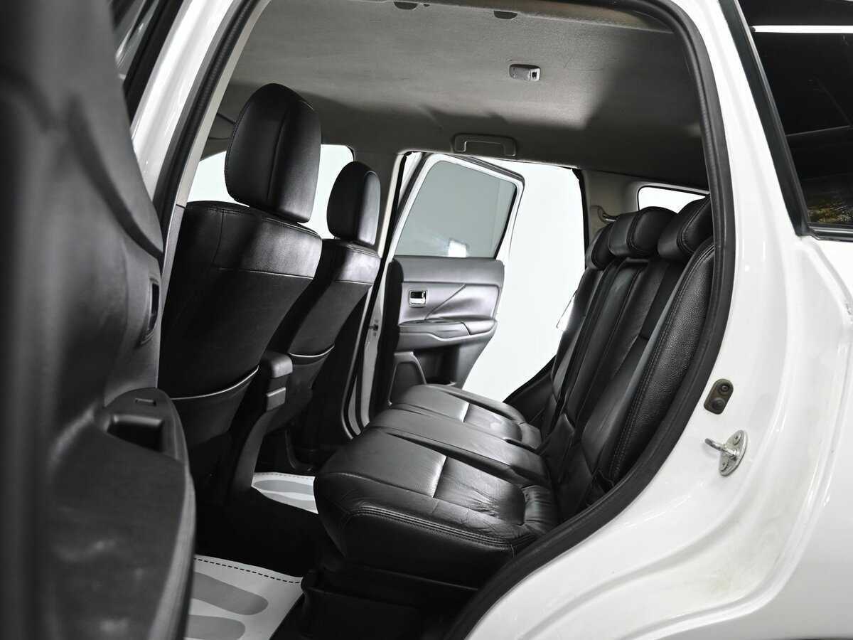 Mitsubishi Outlander, 2012 Фото №15