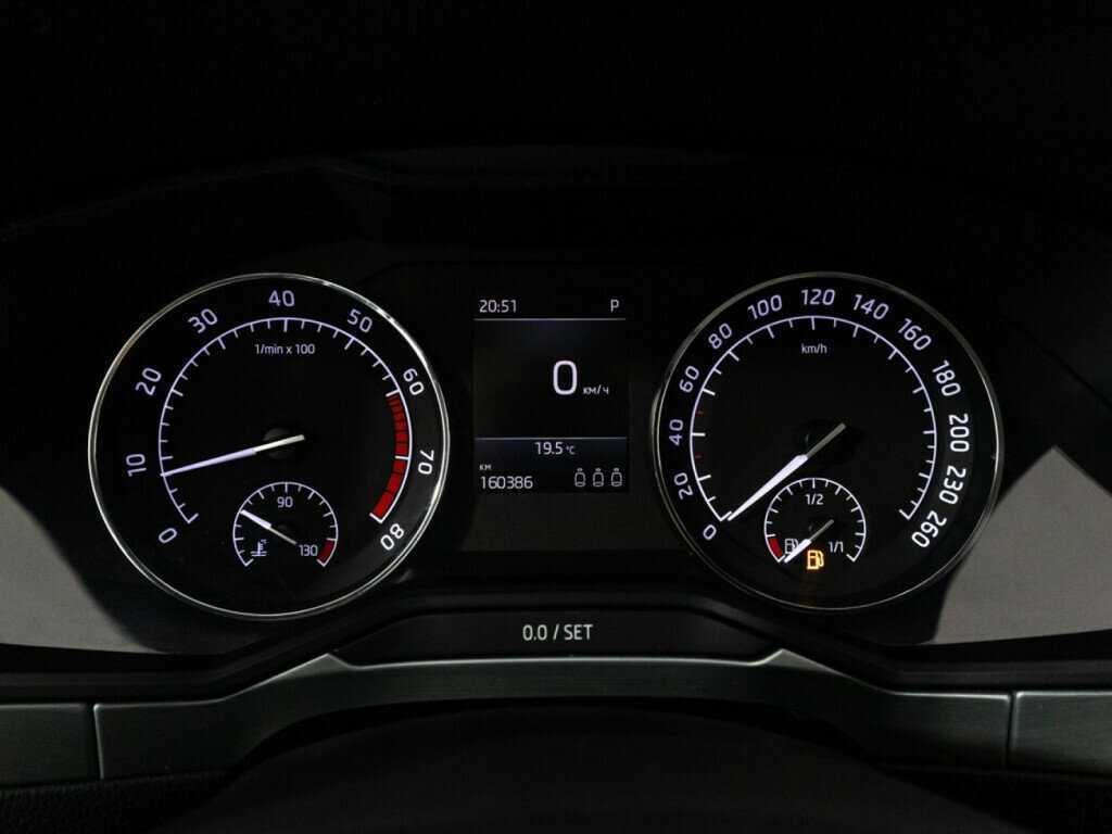 Skoda Superb, 2018 Фото №12