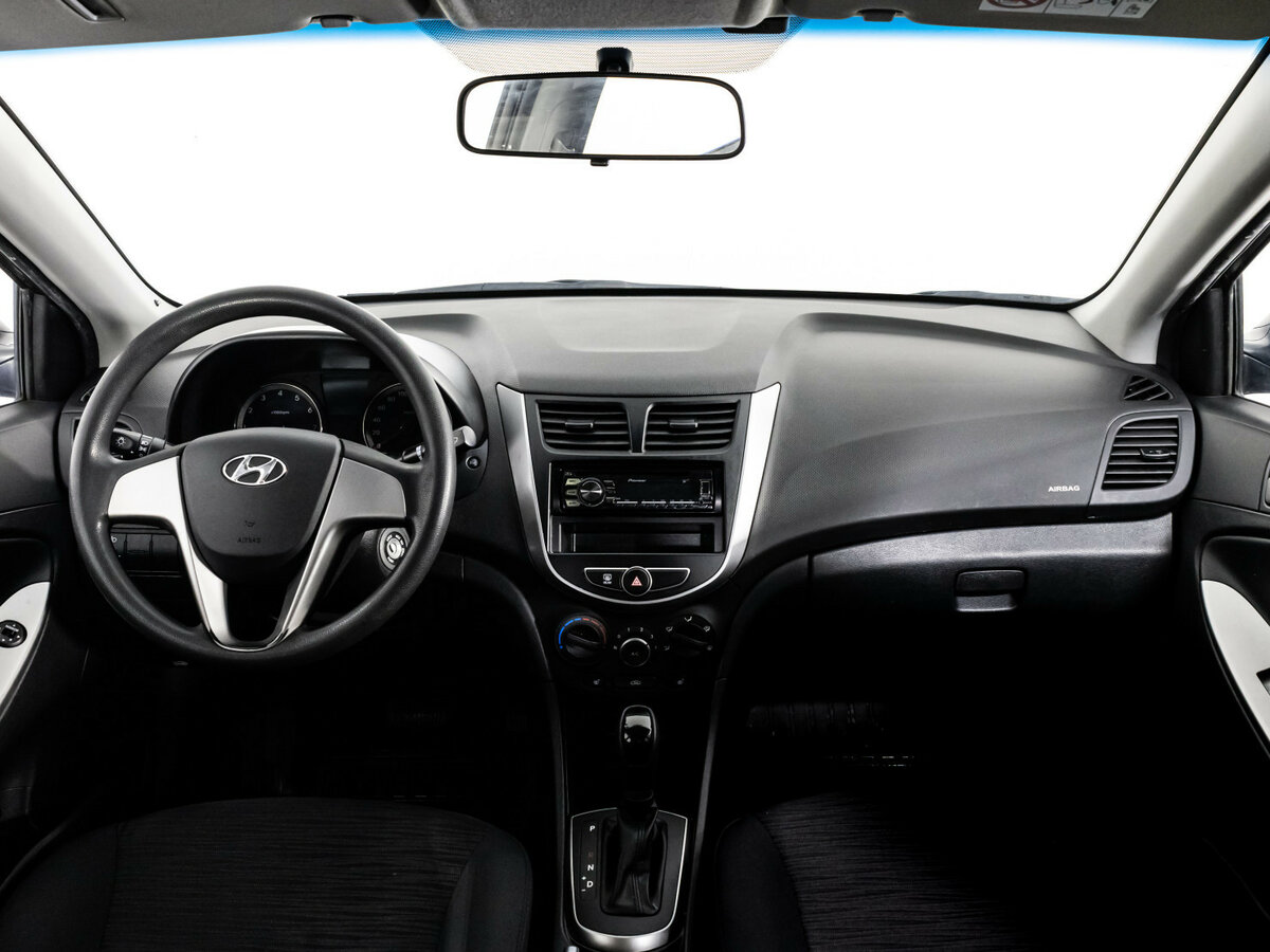 Hyundai Solaris I Рестайлинг, 2015 Фото №8