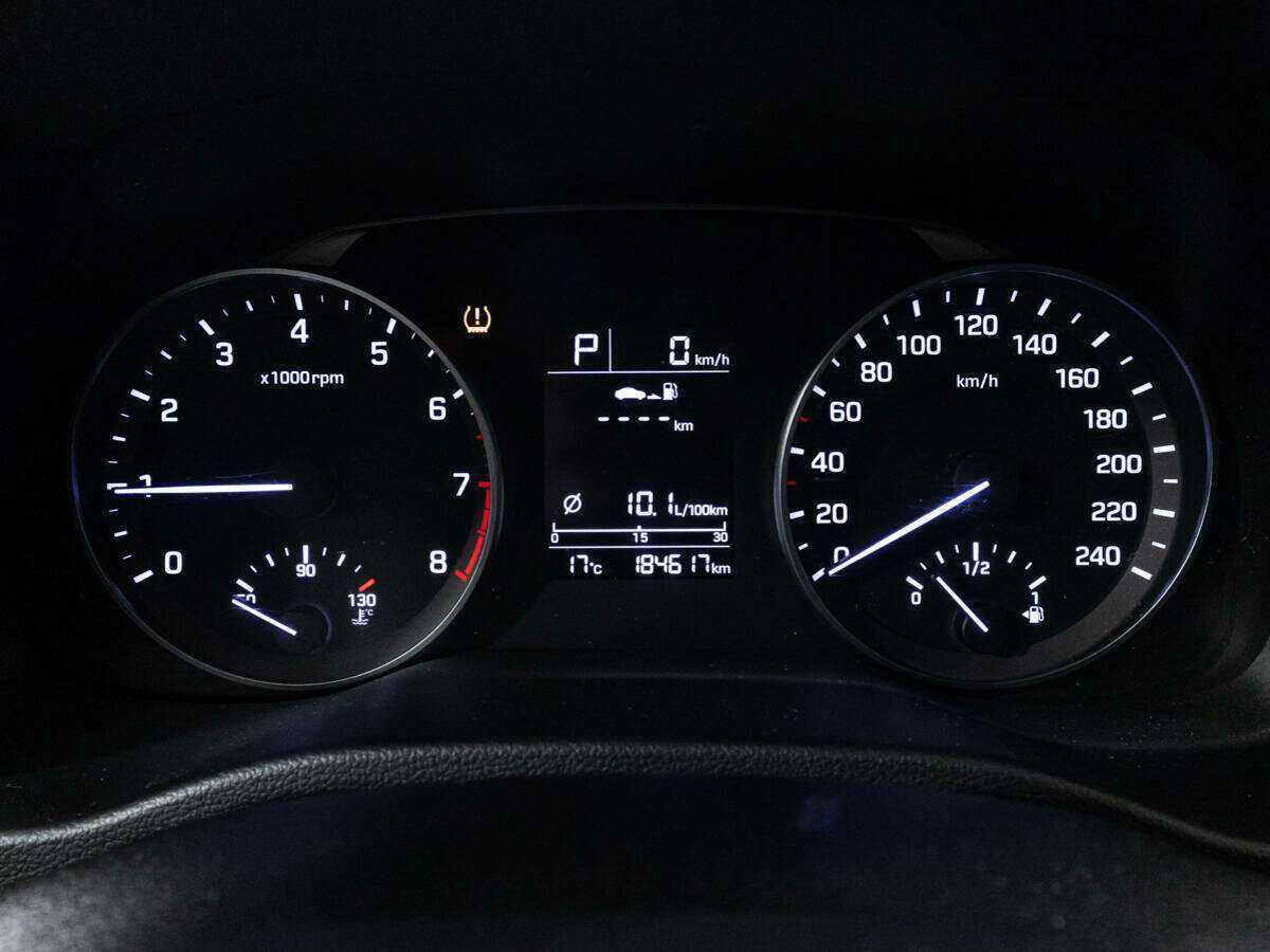 Hyundai Elantra, 2018 Фото №12