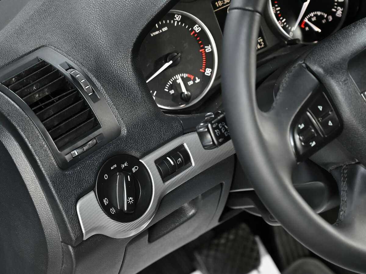 Skoda Octavia, 2012 Фото №8