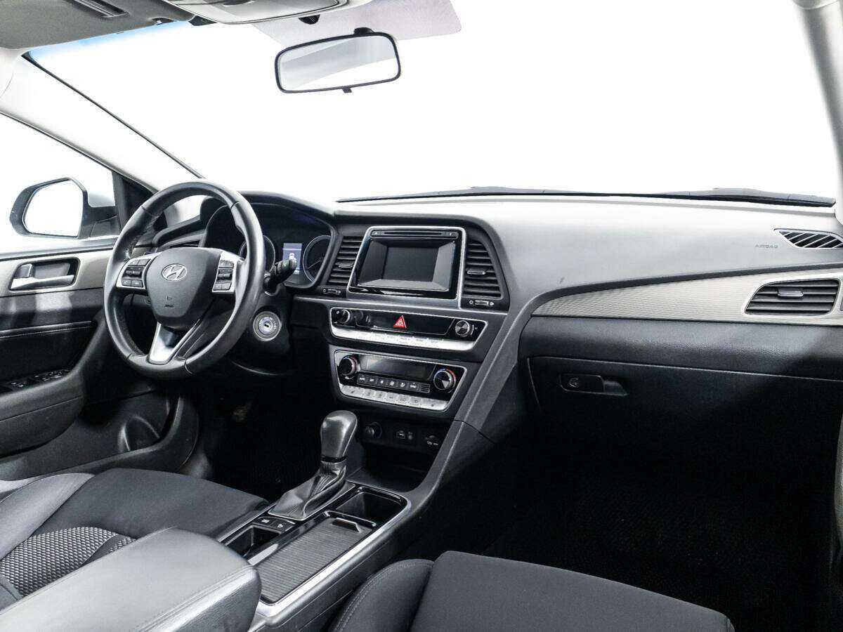 Hyundai Sonata, 2018 Фото №9