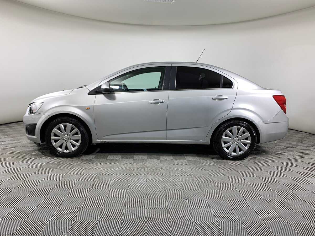 Chevrolet Aveo, 2014 Фото №8