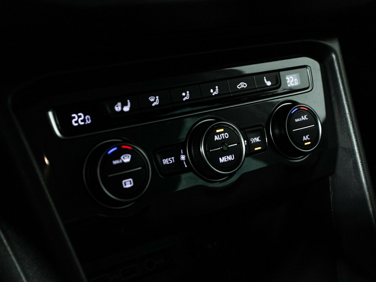 Volkswagen Tiguan II, 2019 Фото №15