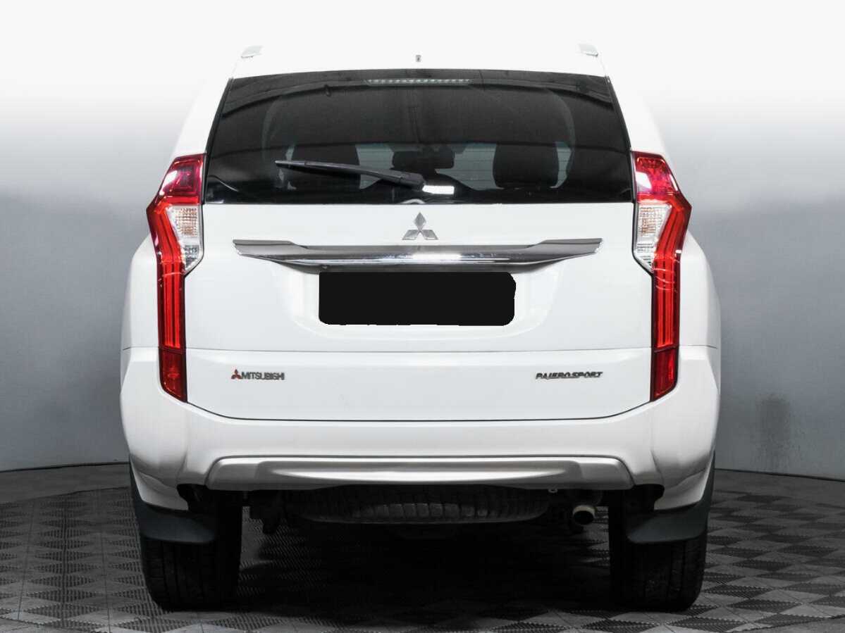 Mitsubishi Pajero Sport, 2018 Фото №6