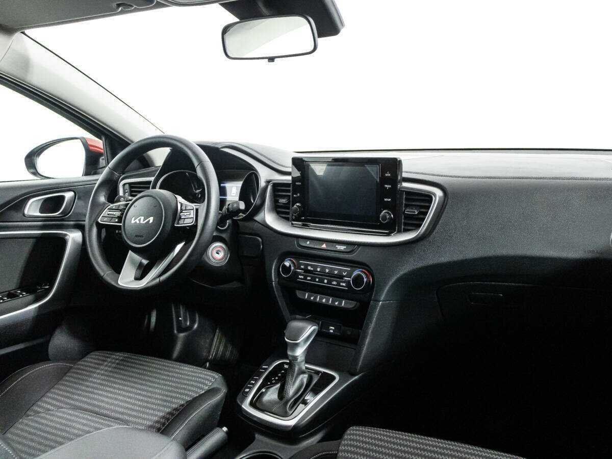Kia Ceed, 2022 Фото №9