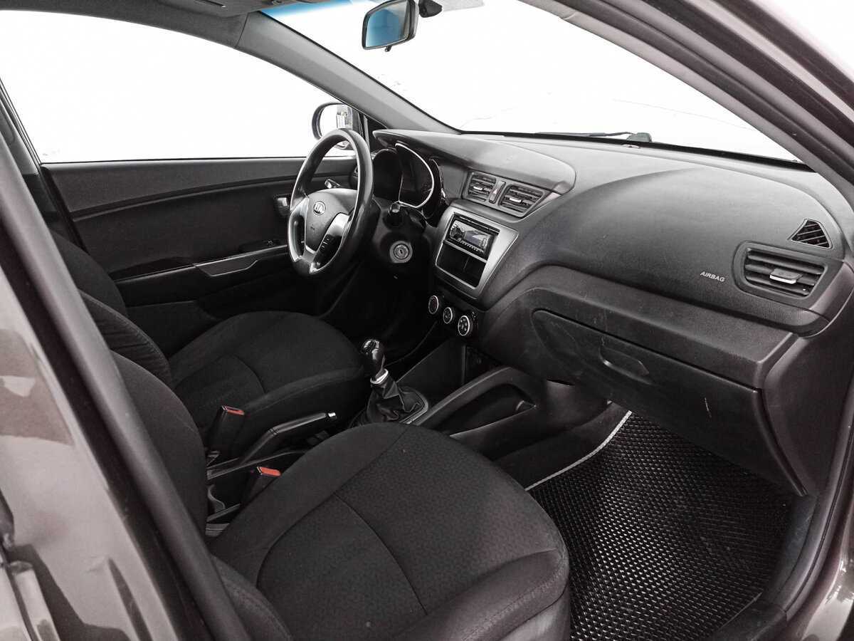 Kia Rio, 2015 Фото №9
