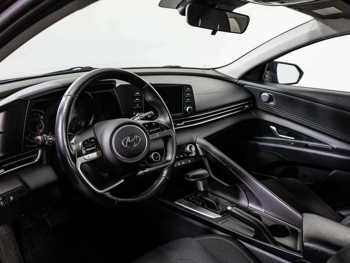 Hyundai Elantra, 2020 Фото №11