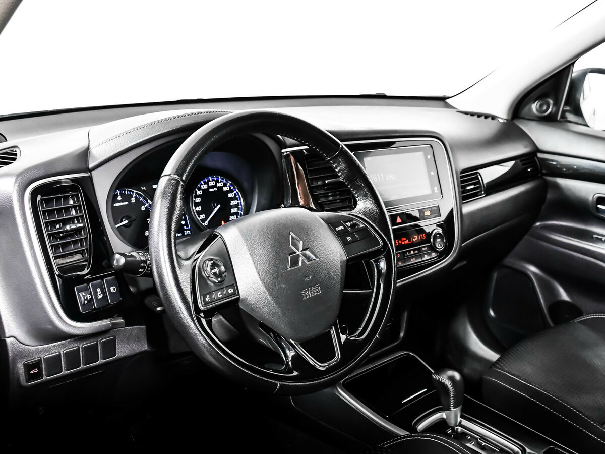 Mitsubishi Outlander III Рестайлинг 3, 2018 Фото №10