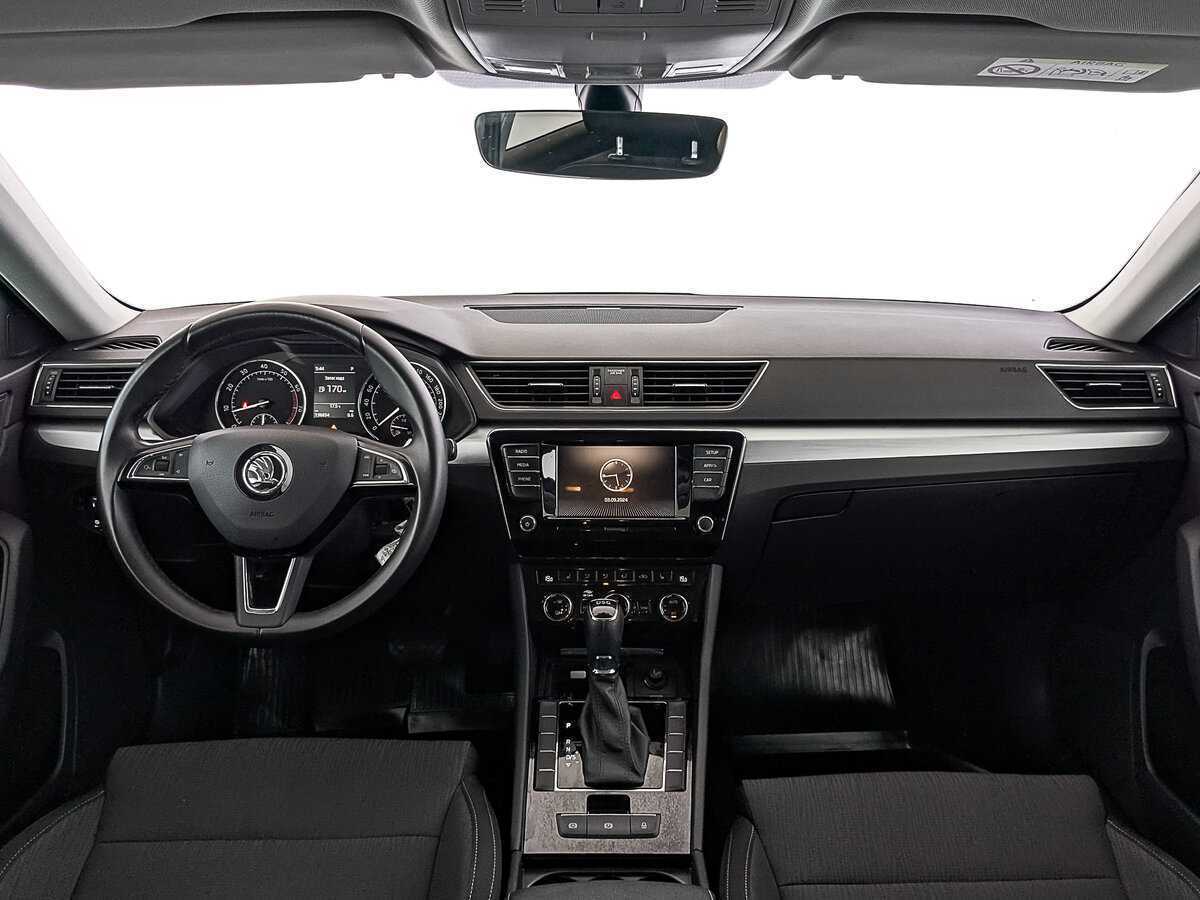 Skoda Superb, 2019 Фото №14