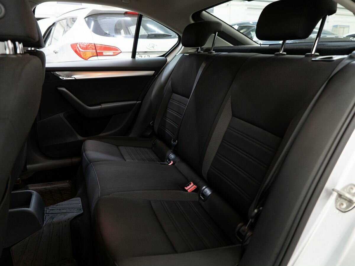 Skoda Octavia, 2018 Фото №7