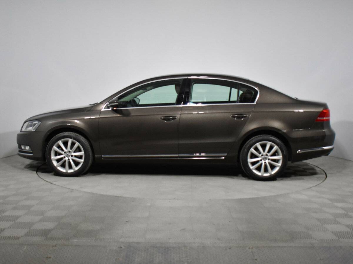 Volkswagen Passat, 2012 Фото №8