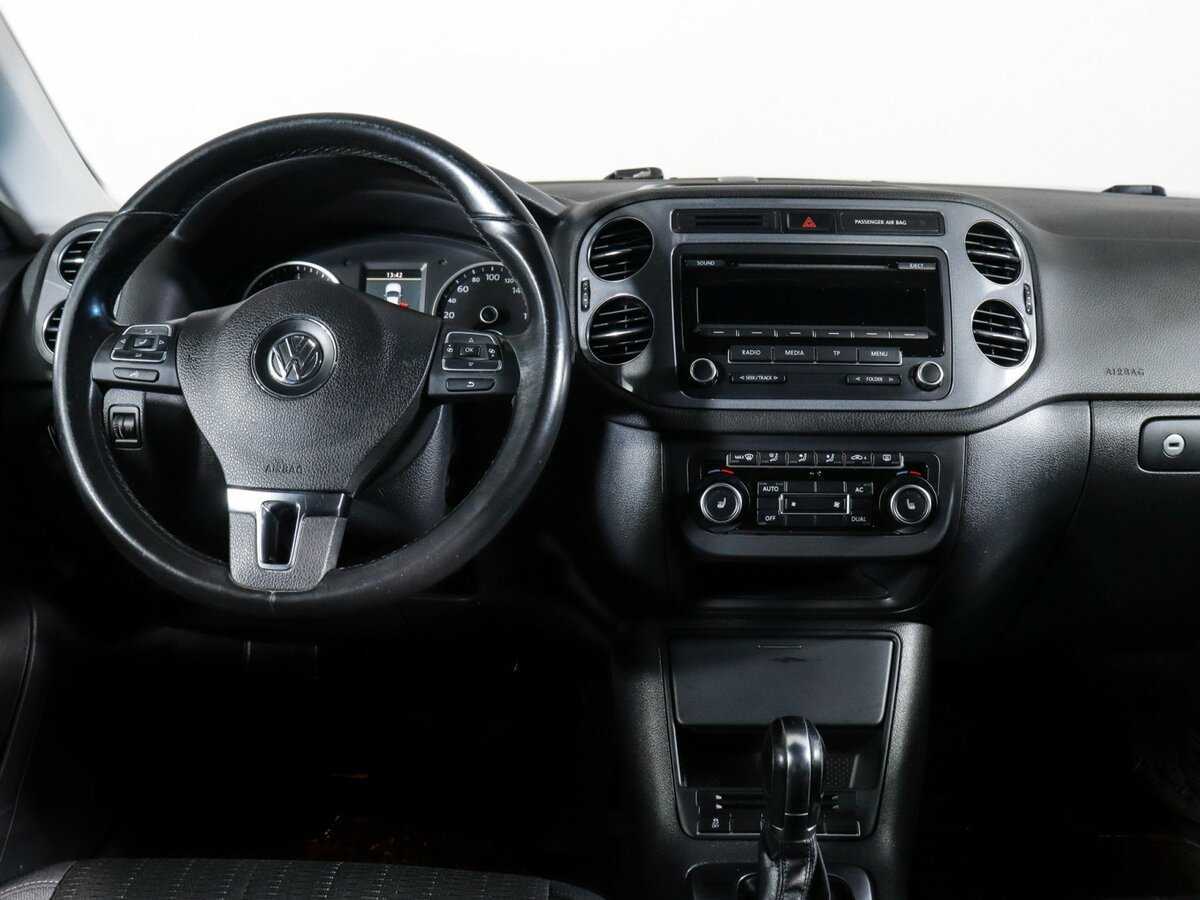 Volkswagen Tiguan, 2012 Фото №12