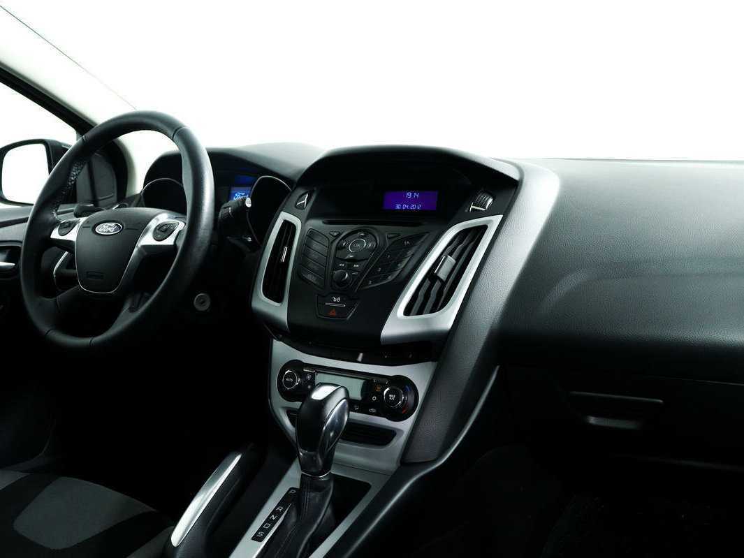 Ford Focus, 2012 Фото №9