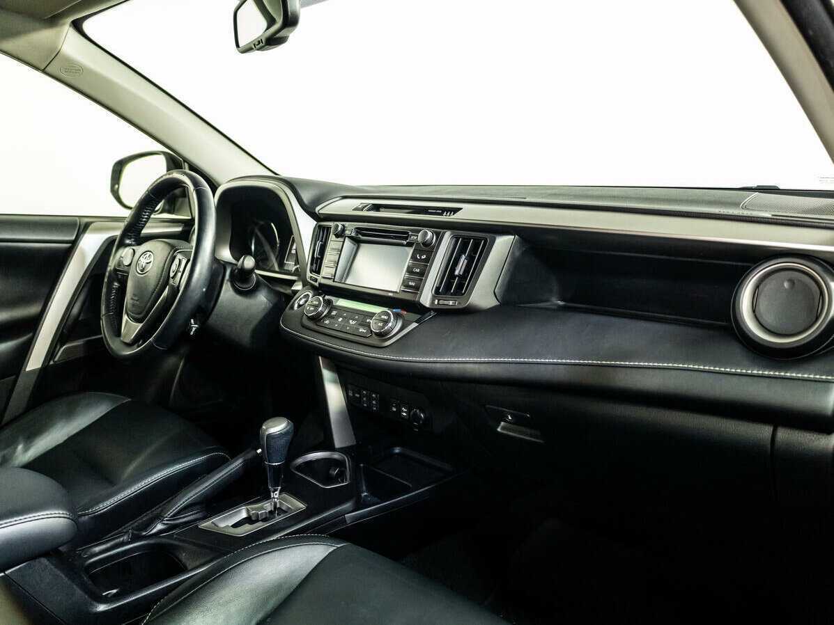 Toyota RAV4, 2015 Фото №8