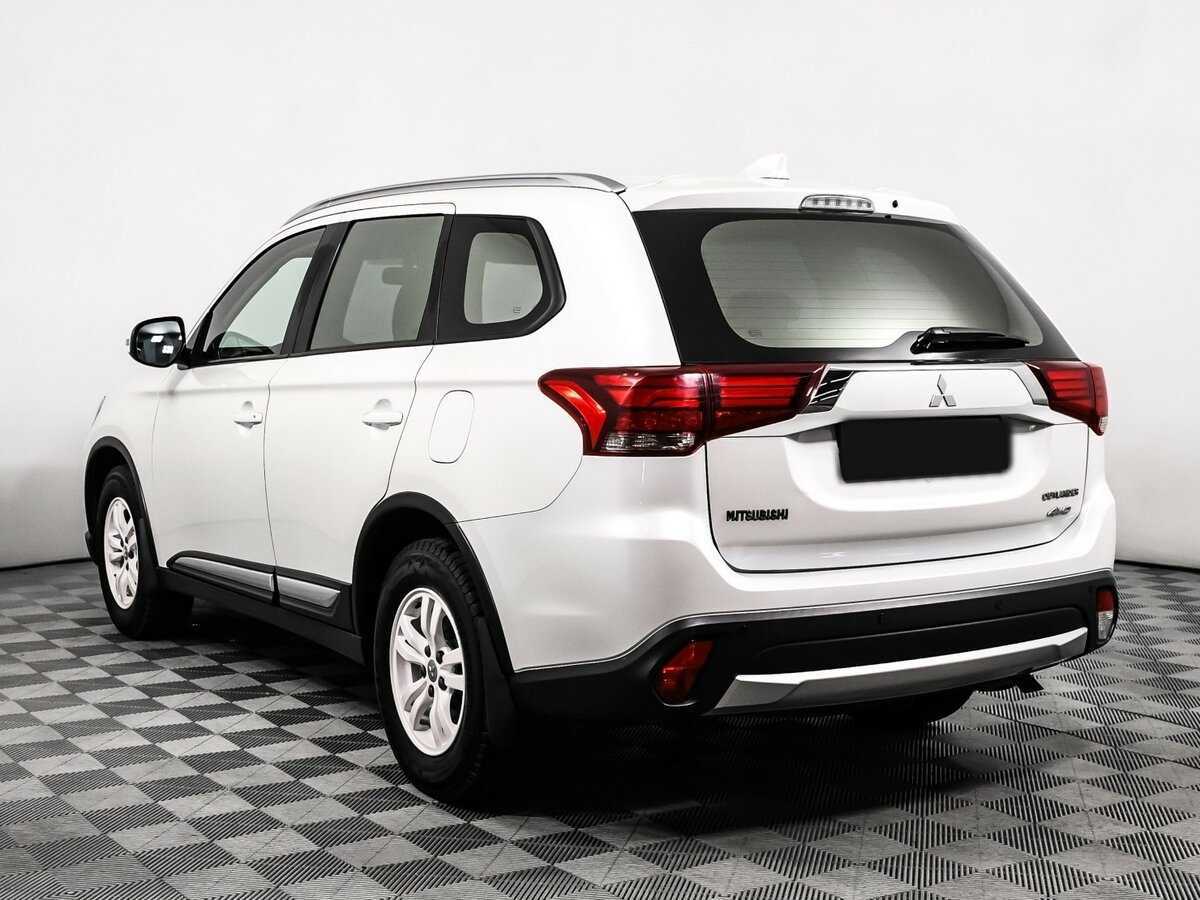 Mitsubishi Outlander, 2017 Фото №7