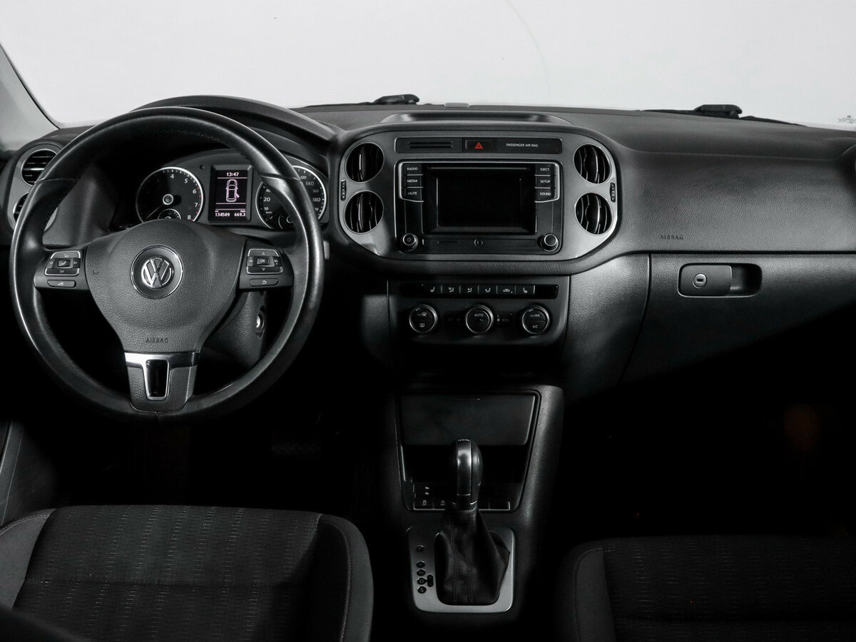 Volkswagen Tiguan I Рестайлинг, 2016 Фото №12