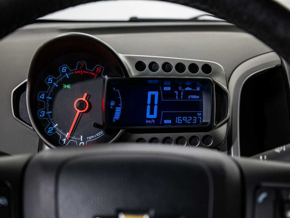 Chevrolet Aveo, 2012 Фото №11