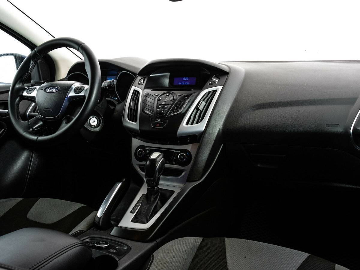 Ford Focus, 2012 Фото №7