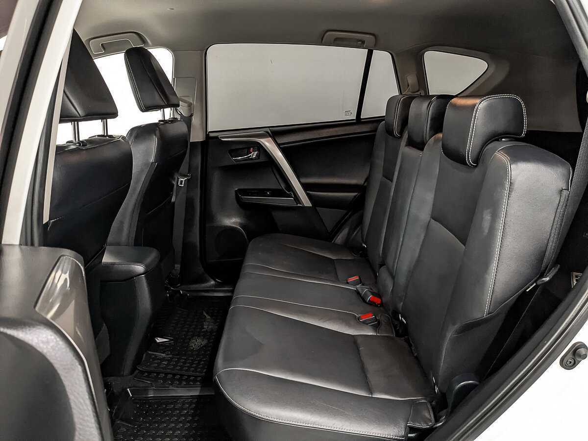 Toyota RAV4, 2017 Фото №18